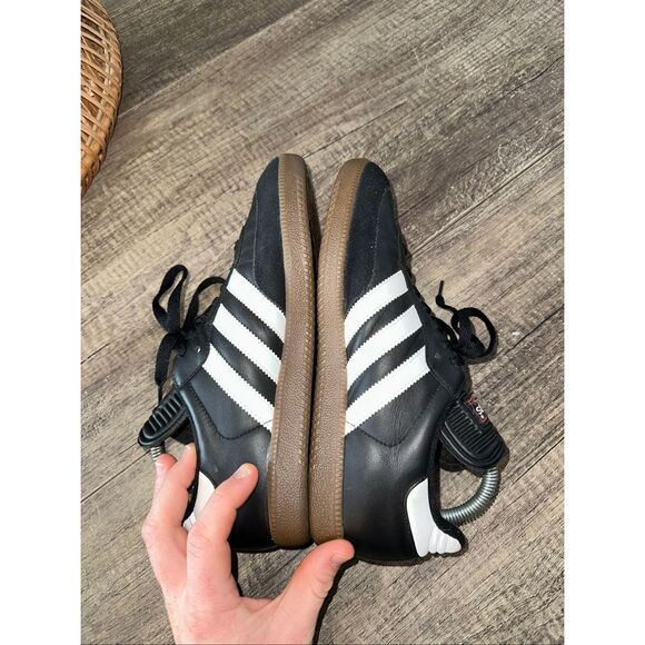 Adidas Samba SneakersOG Black Gum Women's 8.5 / Men's 7.5 Indoor Soccer - Picture 4 of 8